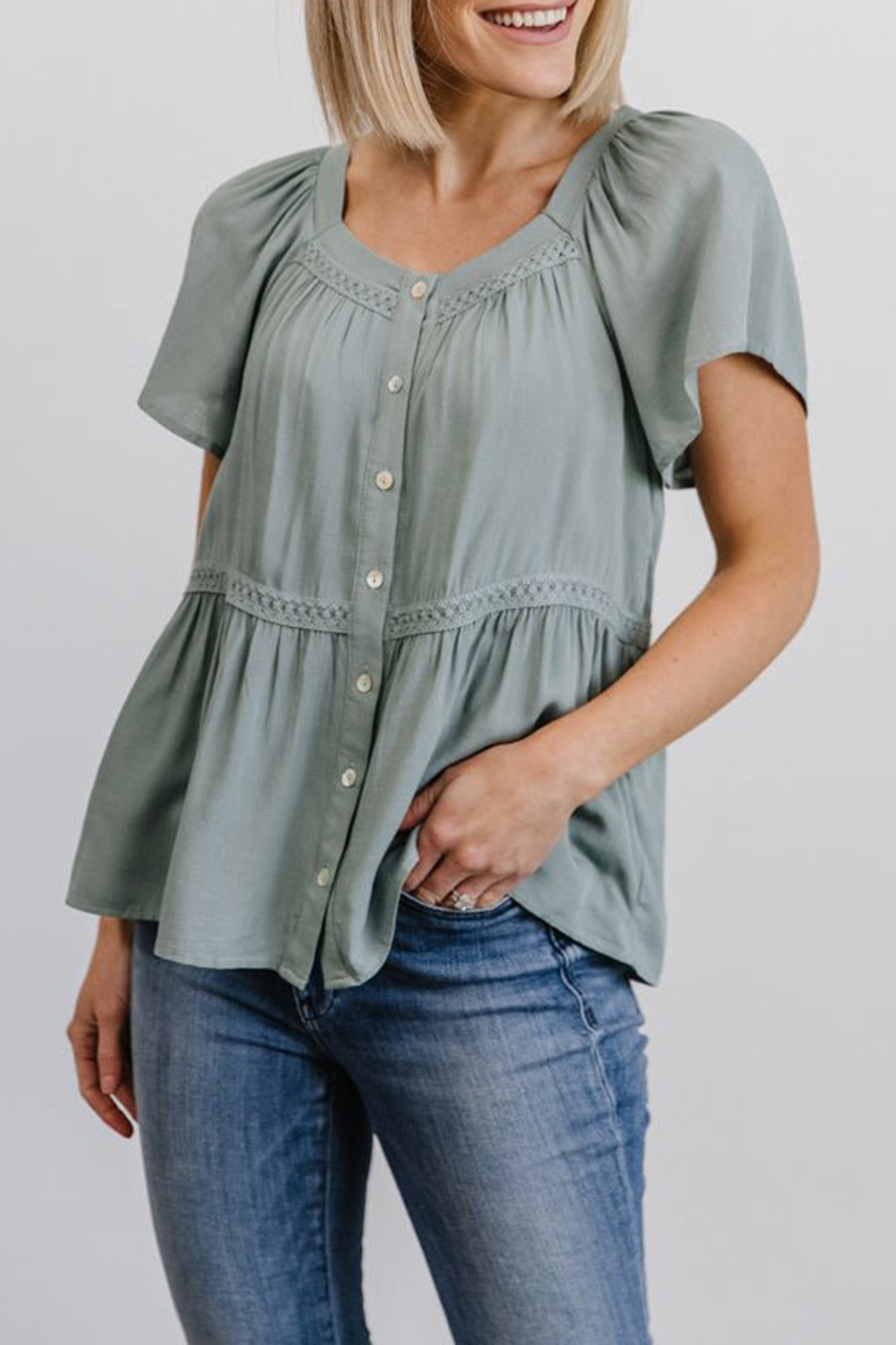 Classic Daily Outing V-Neck Lace Shirt