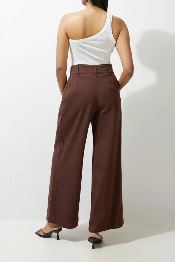 Petite Denim Wide Leg Jean