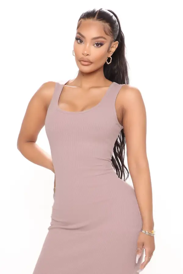 Mulberry Street Maxi Dress - Mauve