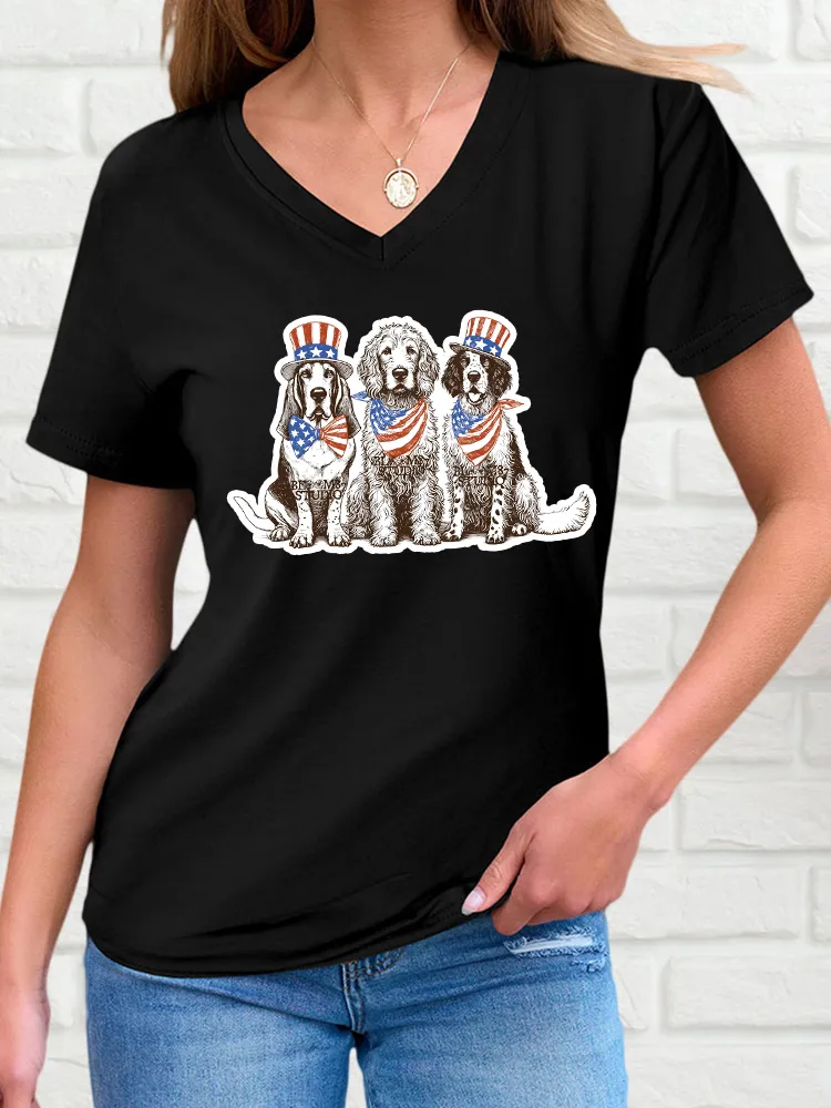 Woman'S Independence Day Puppy T-Shirt With V-Neck And Short Sleeves