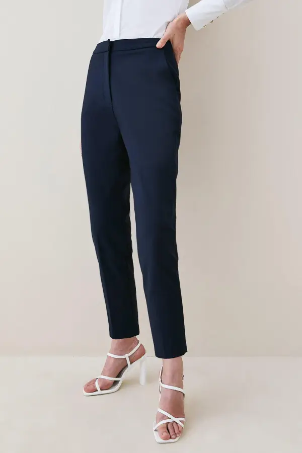 Daily Essential Techno Woven Trouser