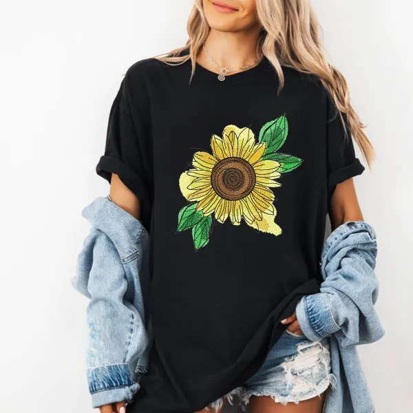 Hand Drawn Sunflower Flower Pattern Casual T-Shirt
