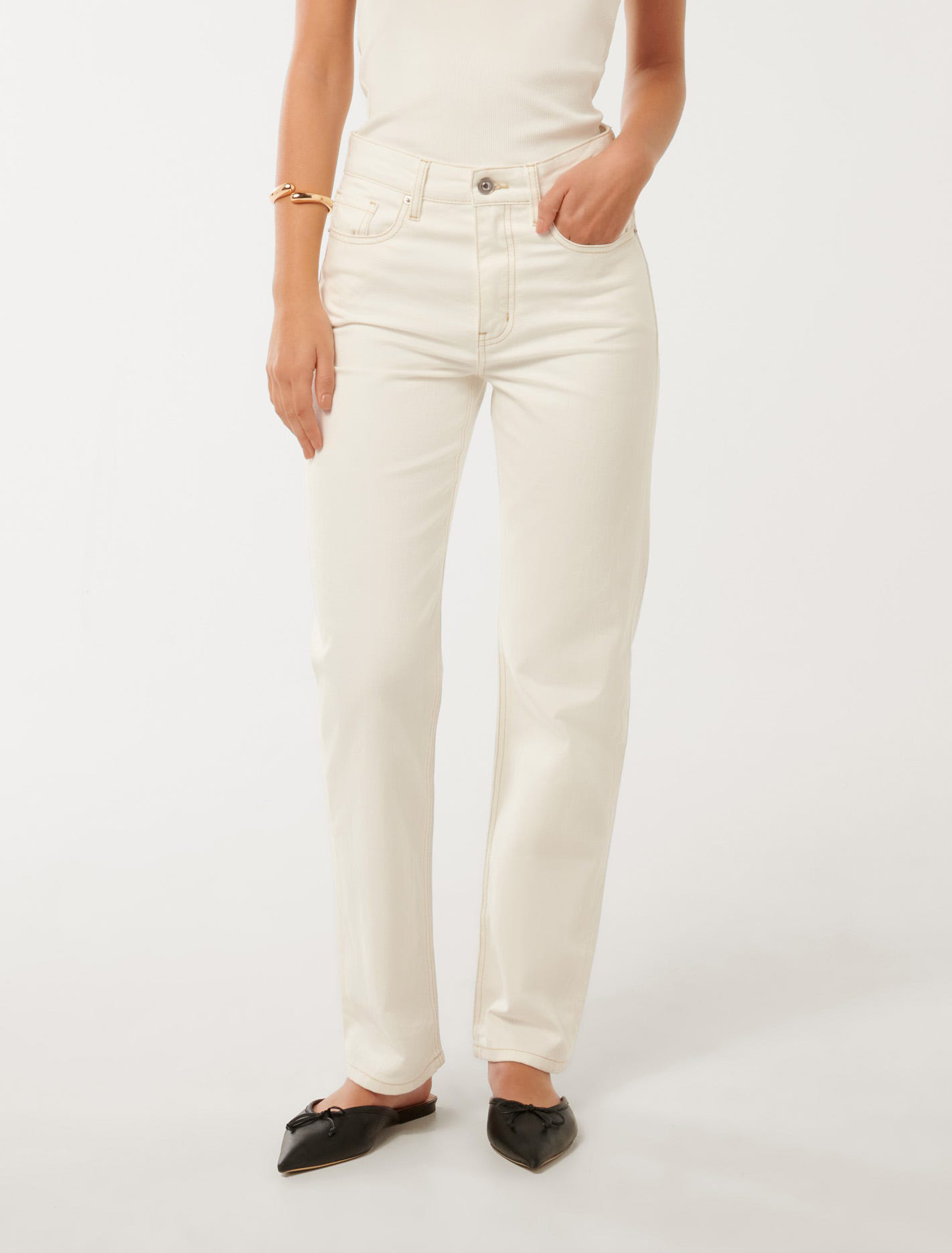 Ankle Straight Jean