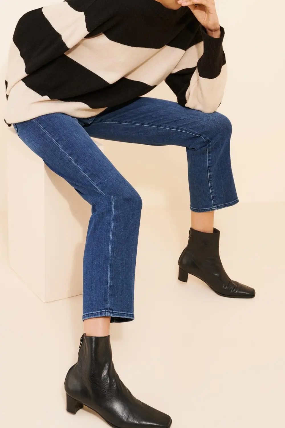 High Rise Straight Fit Ankle Length Jeans