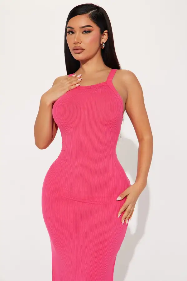 Meena Ribbed Maxi Dress - Fuchsia