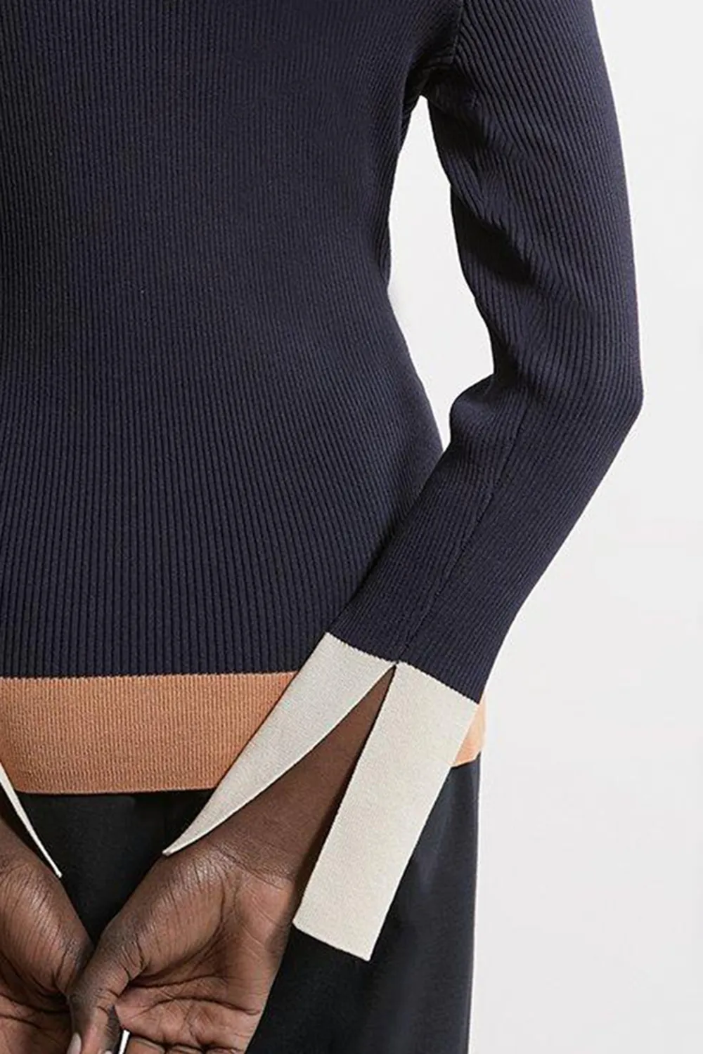 Rib Knit Half Zip Cuff Detail Top