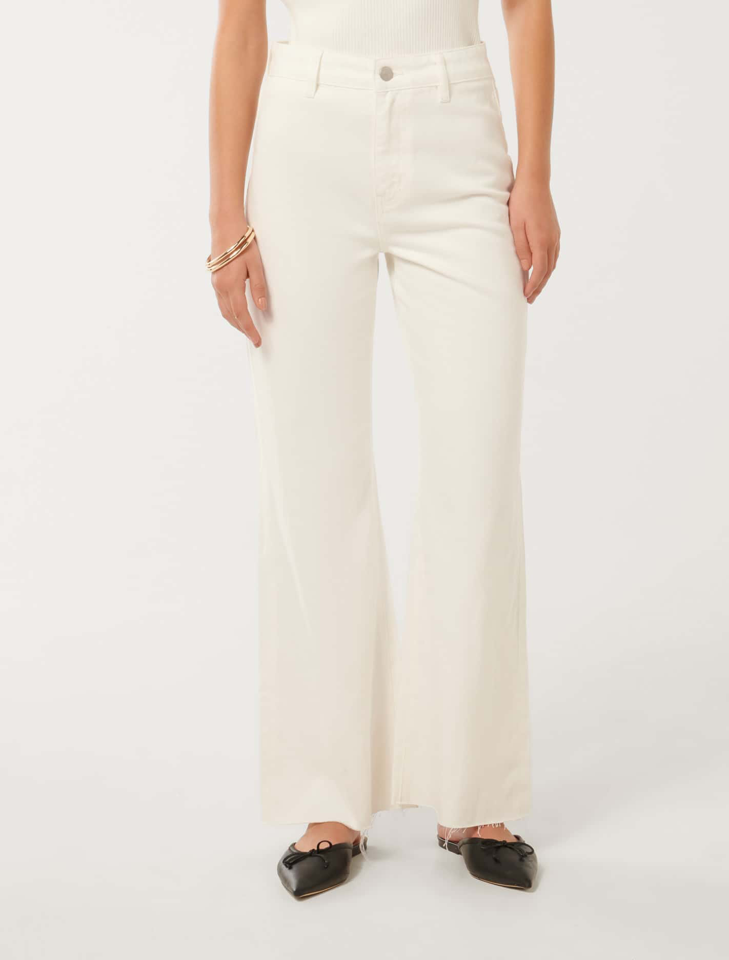 Cropped Wide-Leg Jeans