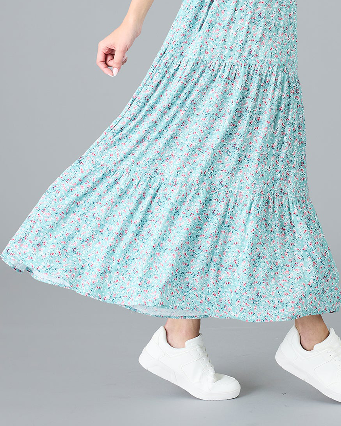 Blue Floral Print Tiered Maxi Dress