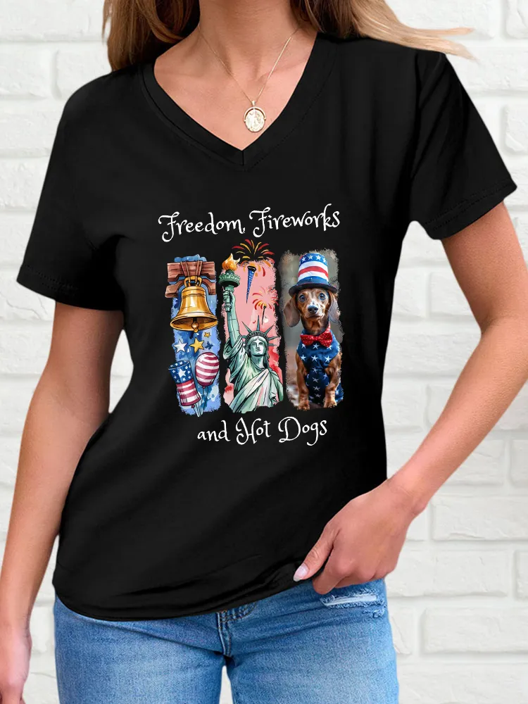 Woman'S Freedom Fireworks And Hot Dogs V-Neck And Short Sleeves T-Shirt