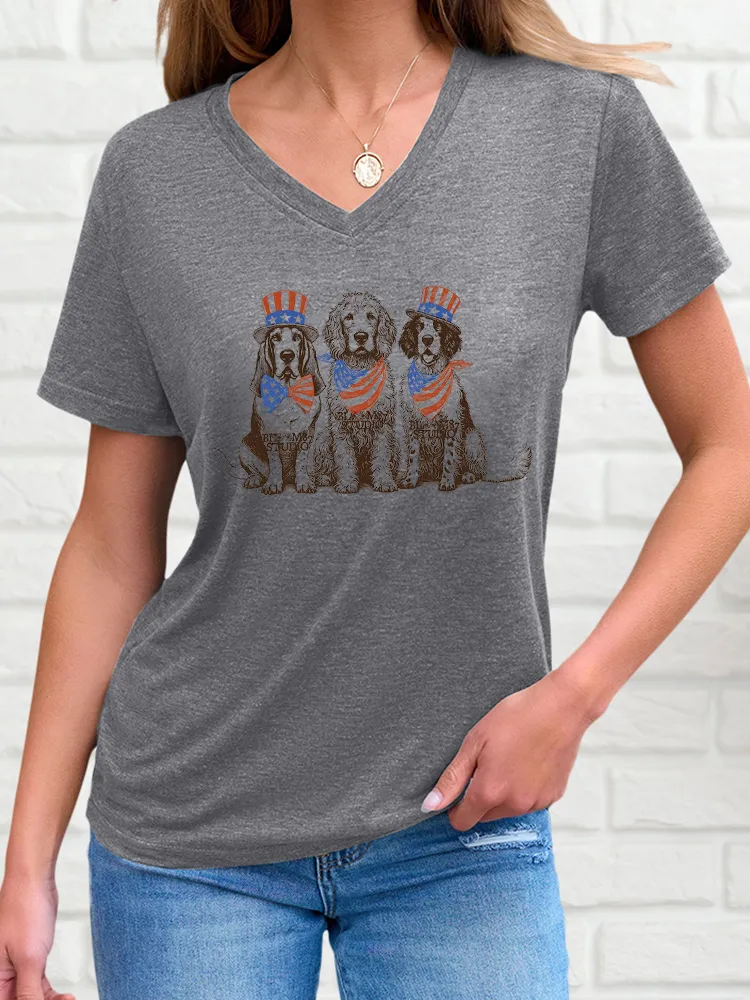 Woman'S Independence Day Puppy T-Shirt With V-Neck And Short Sleeves