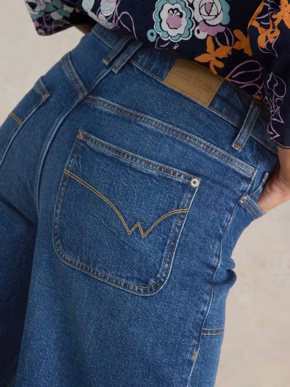 Cropped Wide Leg Jean