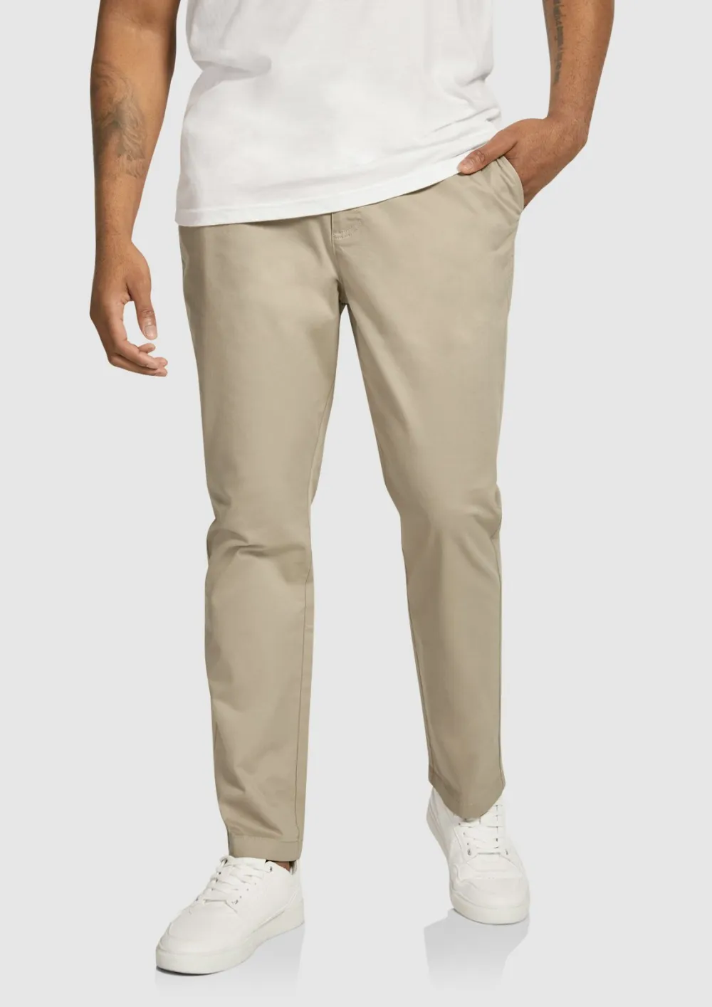 FIT RELAXED TAPERED PANT