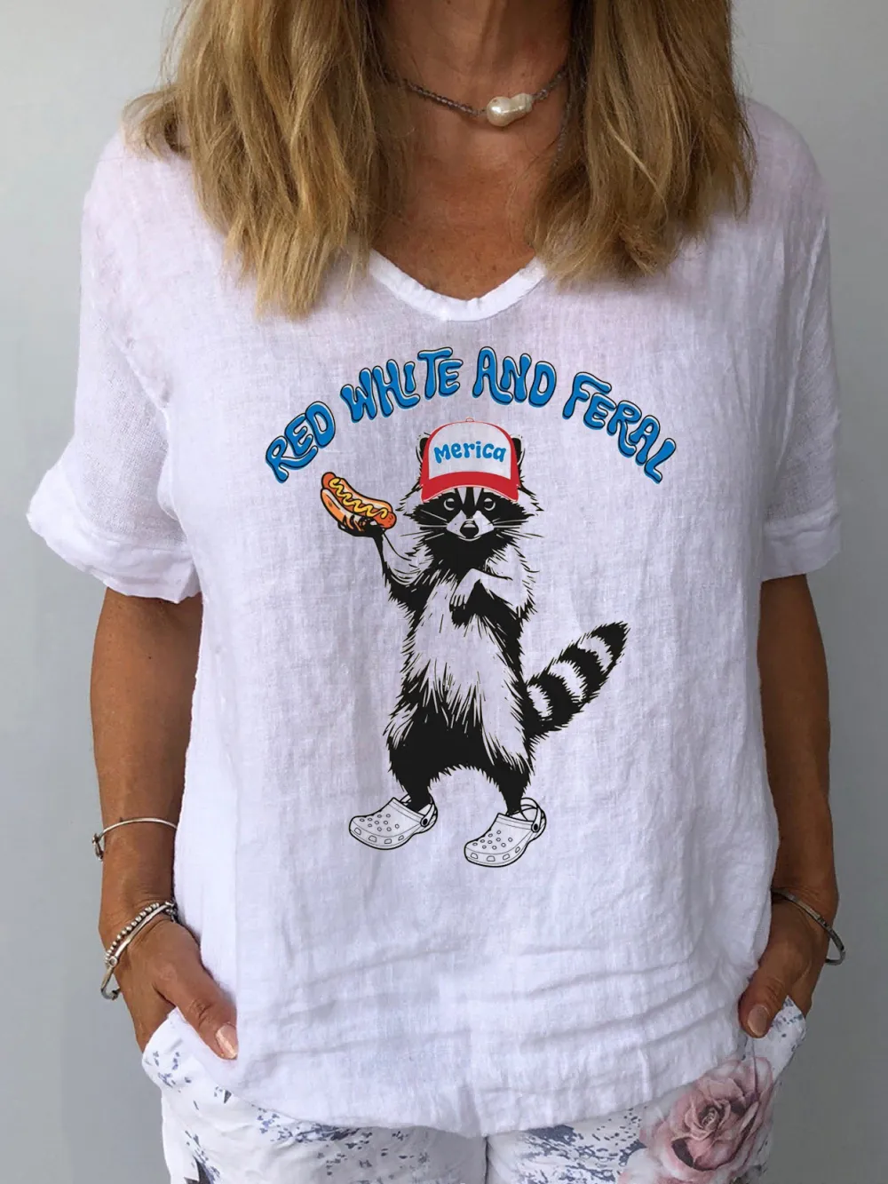 Women'S Red White And Feral America V-Neck Short-Sleeve Shirt