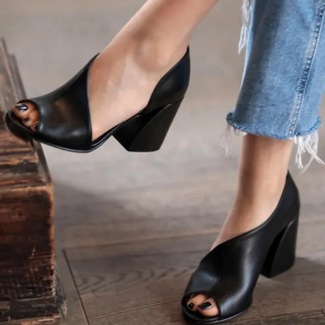 Women's Sandals Block Heel Sandals Plus Size Party Outdoor Office Summer Block Heel Low Heel Chunky Heel Peep Toe Elegant Casual Minimalism Walking Shoes PU Leather Loafer Solid Colored Dark Brown