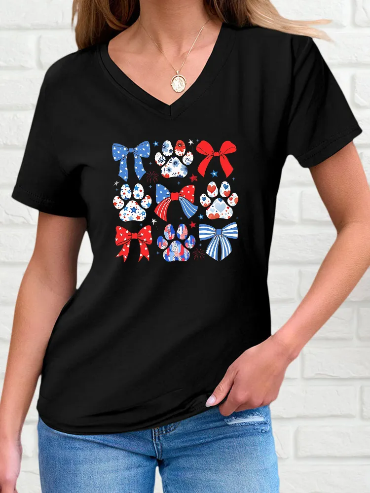 Woman'S Independence Day Puppy Paw Print Bow Tie T-Shirt With V-Neck Short Sleeve