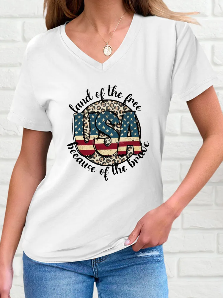 Woman'S Land Of The Free Because Of The Brave V-Neck And Short Sleeves T-Shirt