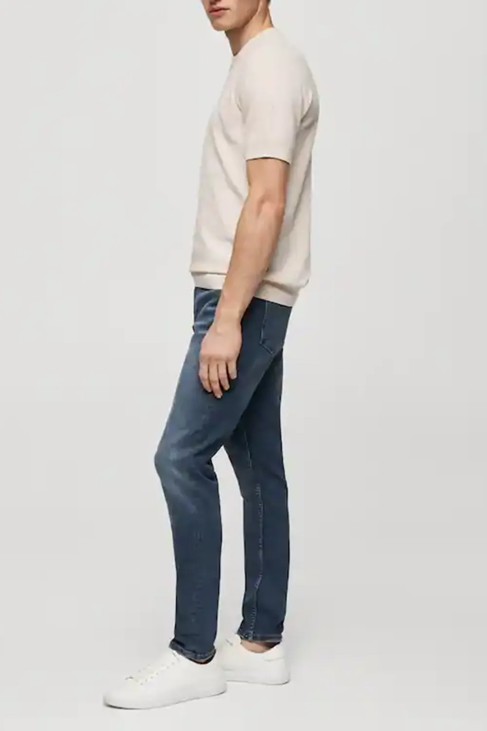 Daily Skinny-Fit Jeans
