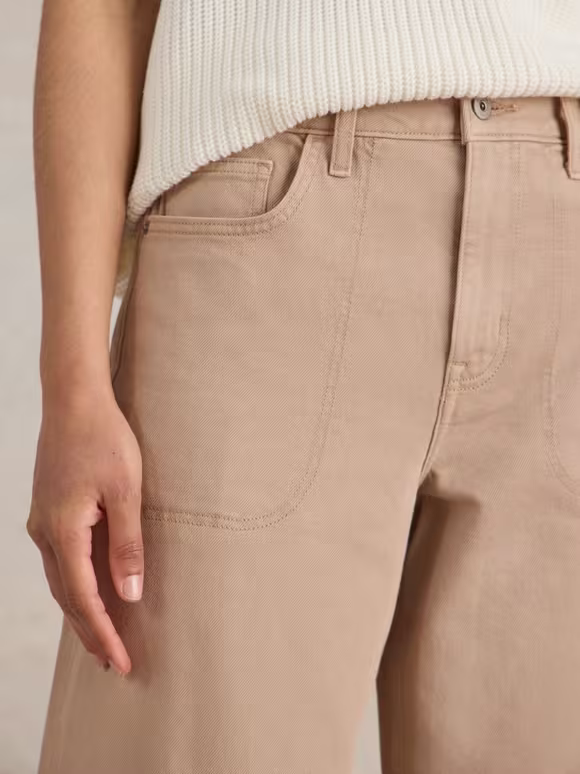 Cropped Wide Leg Jean