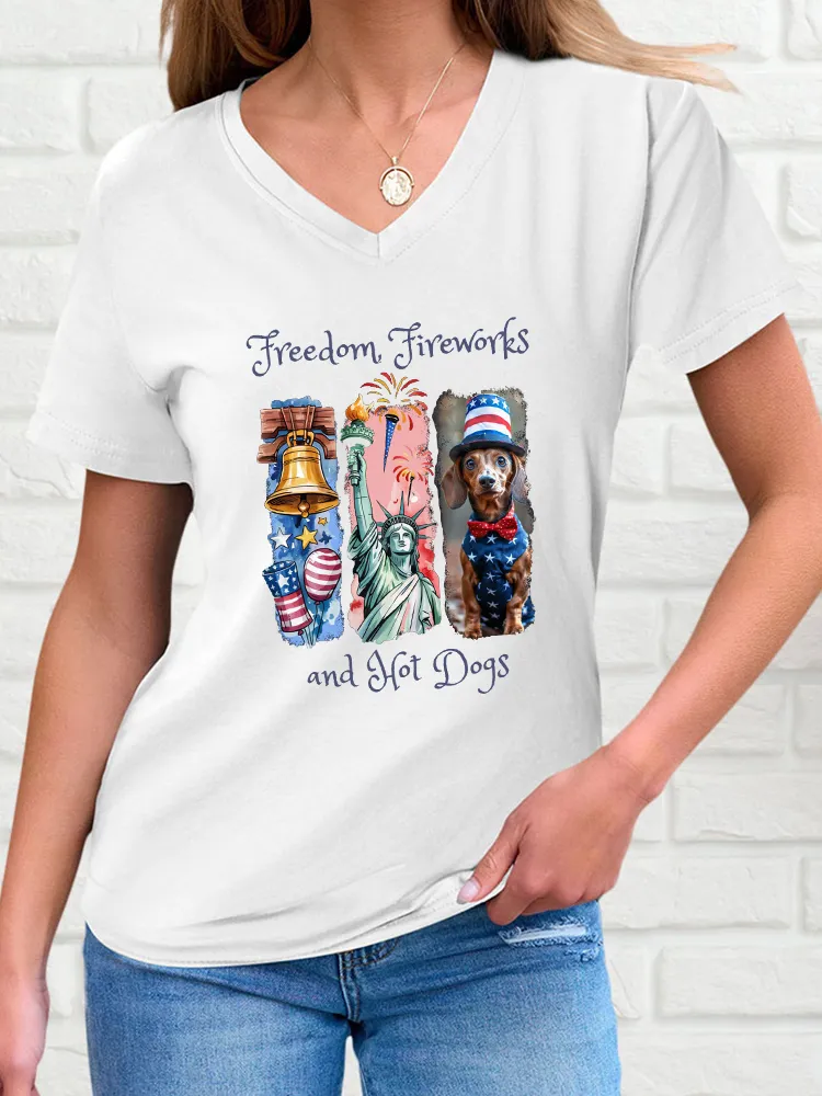 Woman'S Freedom Fireworks And Hot Dogs V-Neck And Short Sleeves T-Shirt