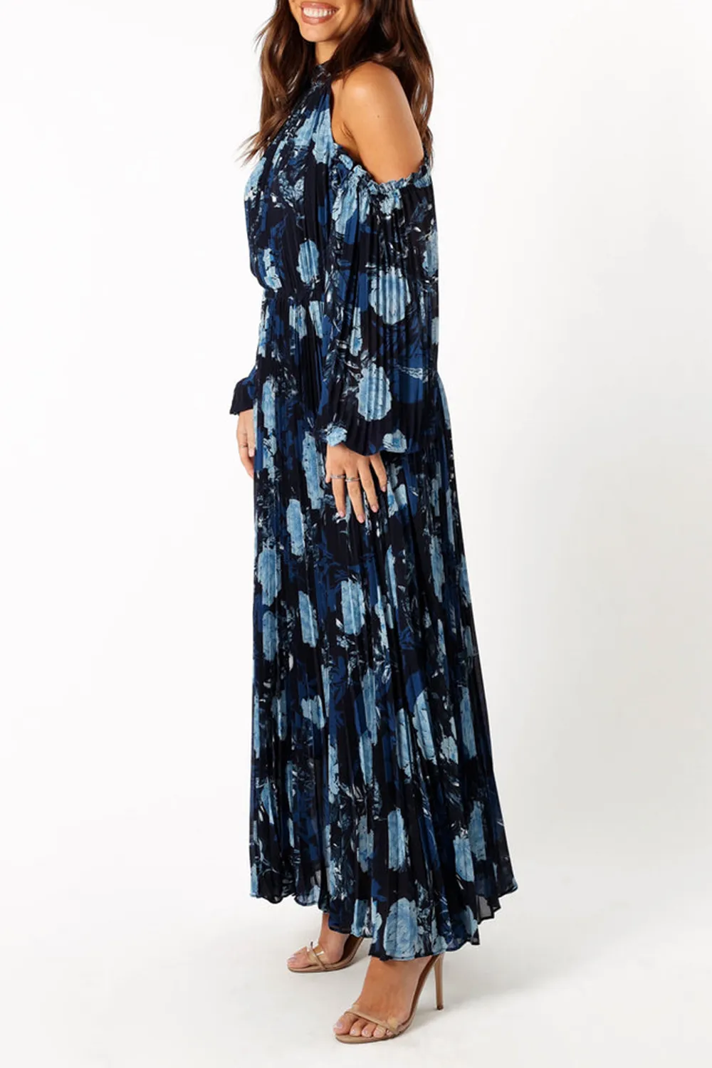OFF-THE-SHOULDER TRUMPET SLEEVE DRESS