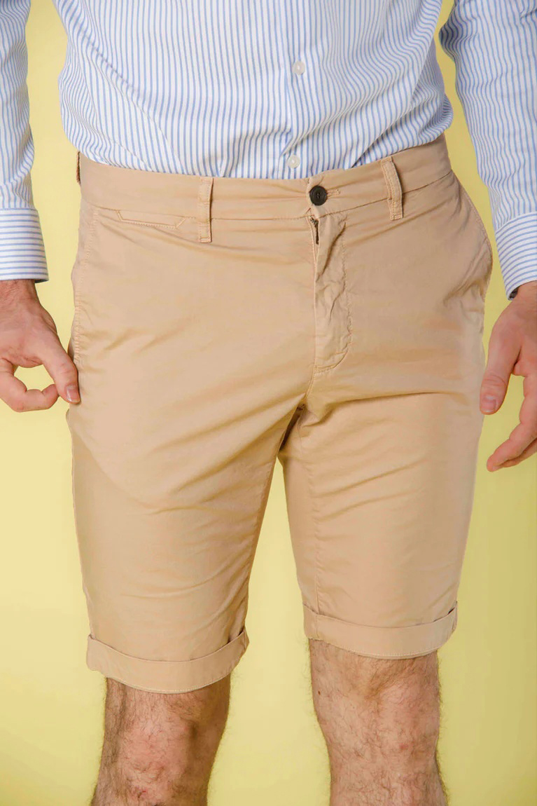 Light Kaki Cotton Twill Cargo Shorts For Men - Regular Fit