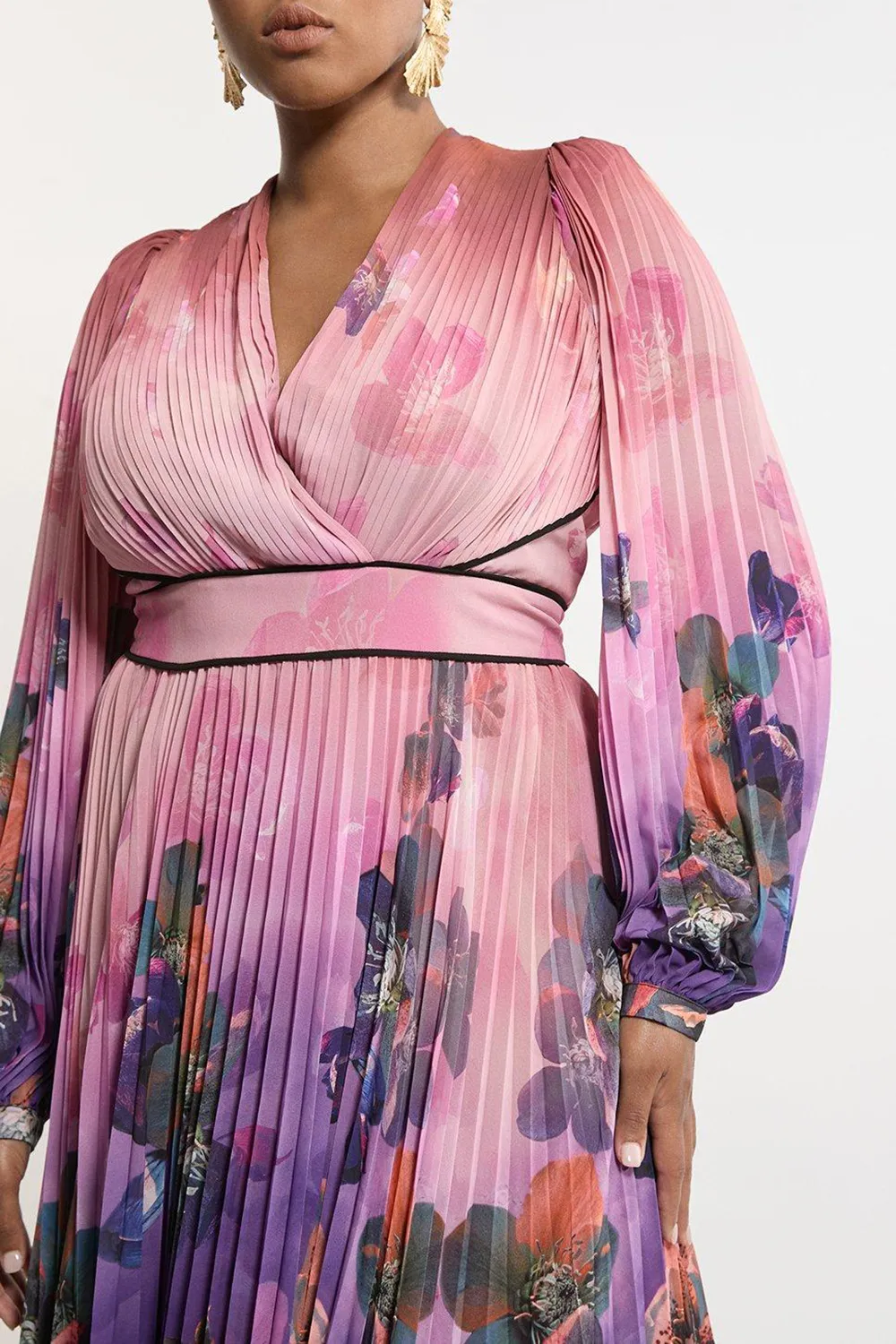 Plus Size Floral Soft Pleated Long Sleeve Maxi Dress