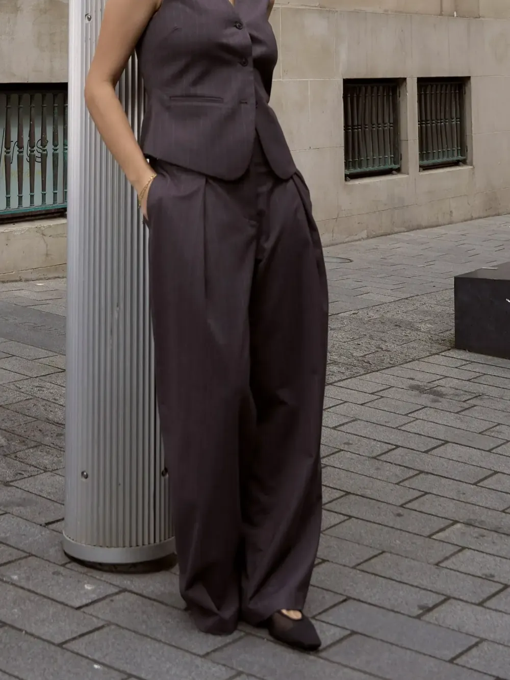 The Buckle Detail Pant