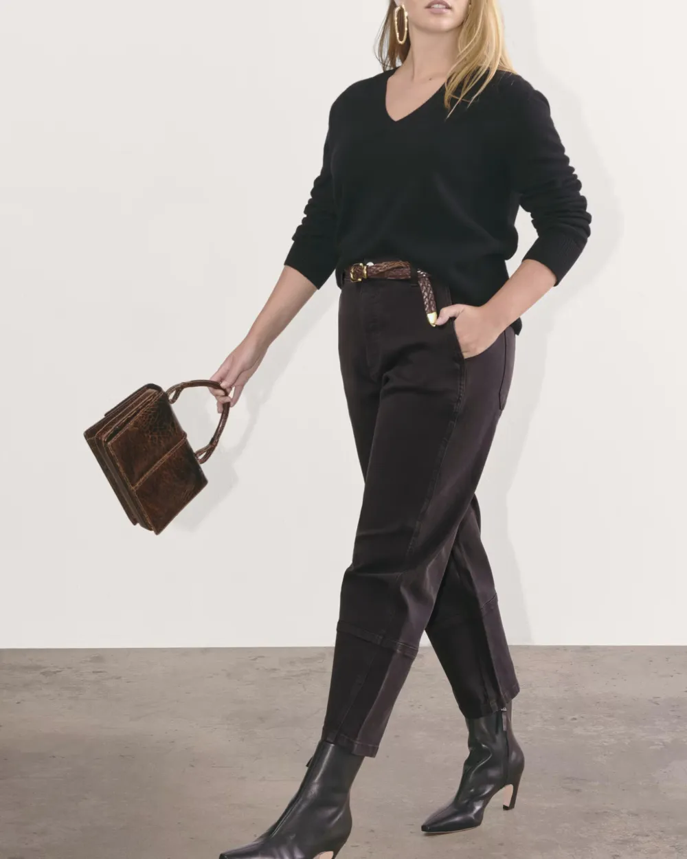 Solid Color Wide-Leg Pant