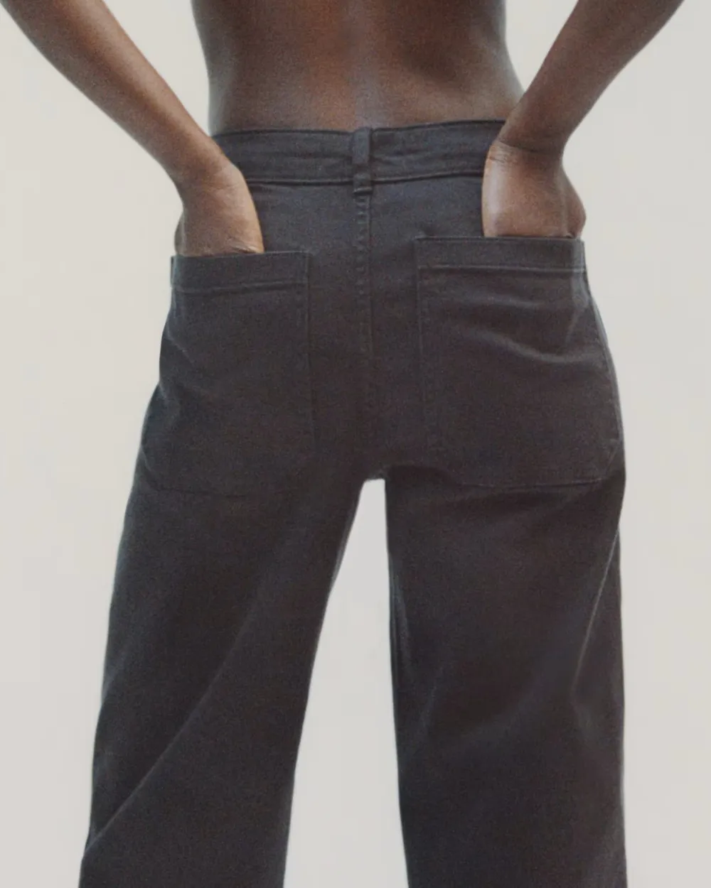 Solid Color Wide-Leg Pant