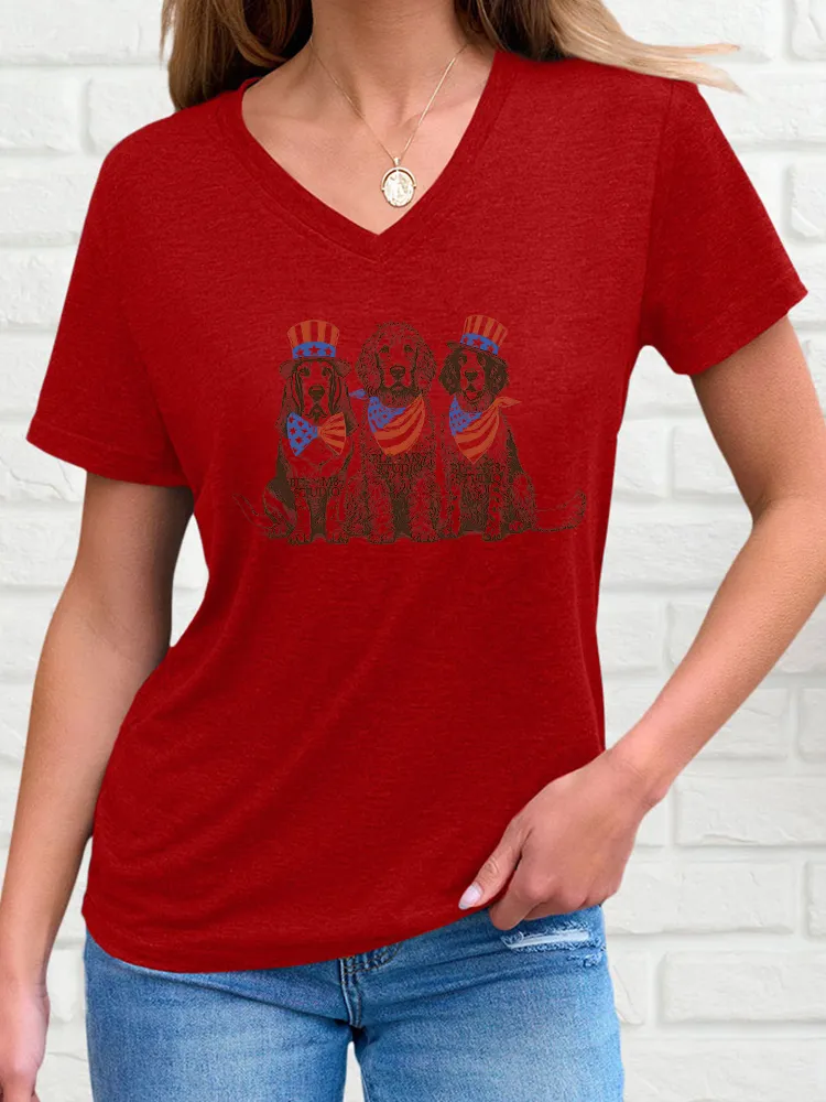 Woman'S Independence Day Puppy T-Shirt With V-Neck And Short Sleeves