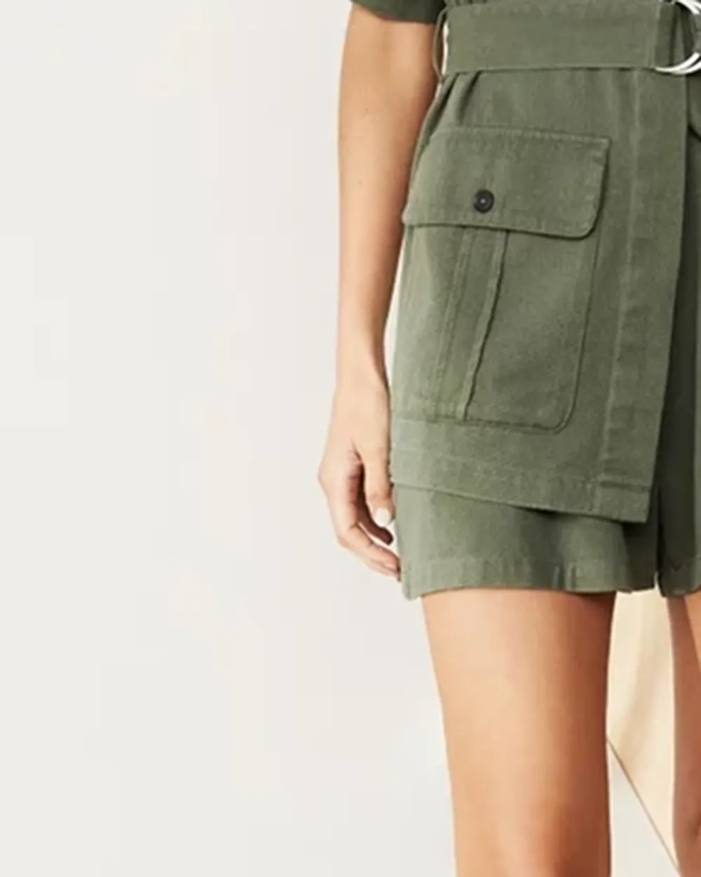 Twill Pleats Loose Shorts