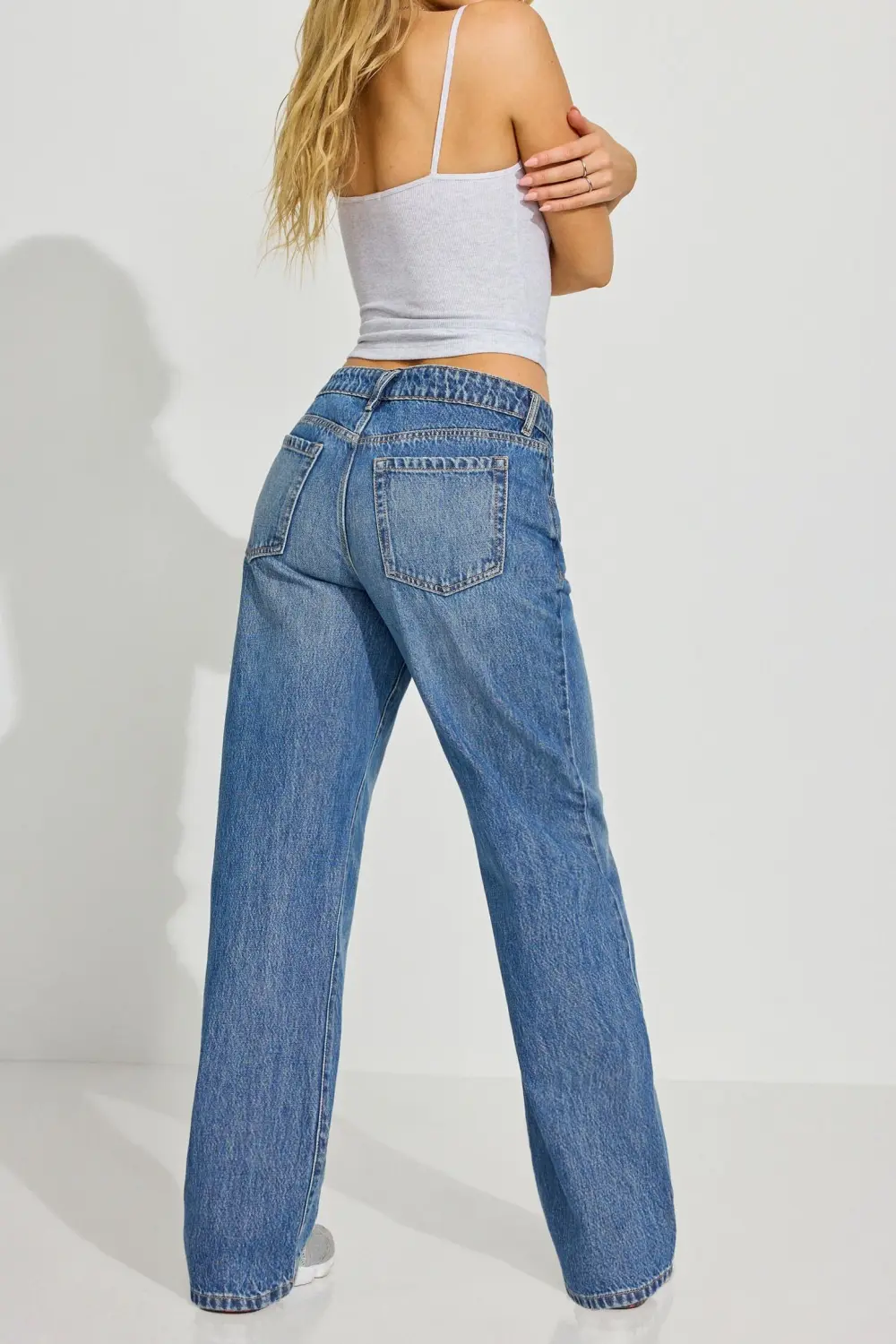 Relaxed Fit Light Blue Jeans