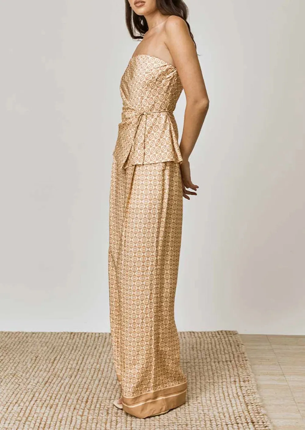 Strapless Tie Waist Jacquard Top
