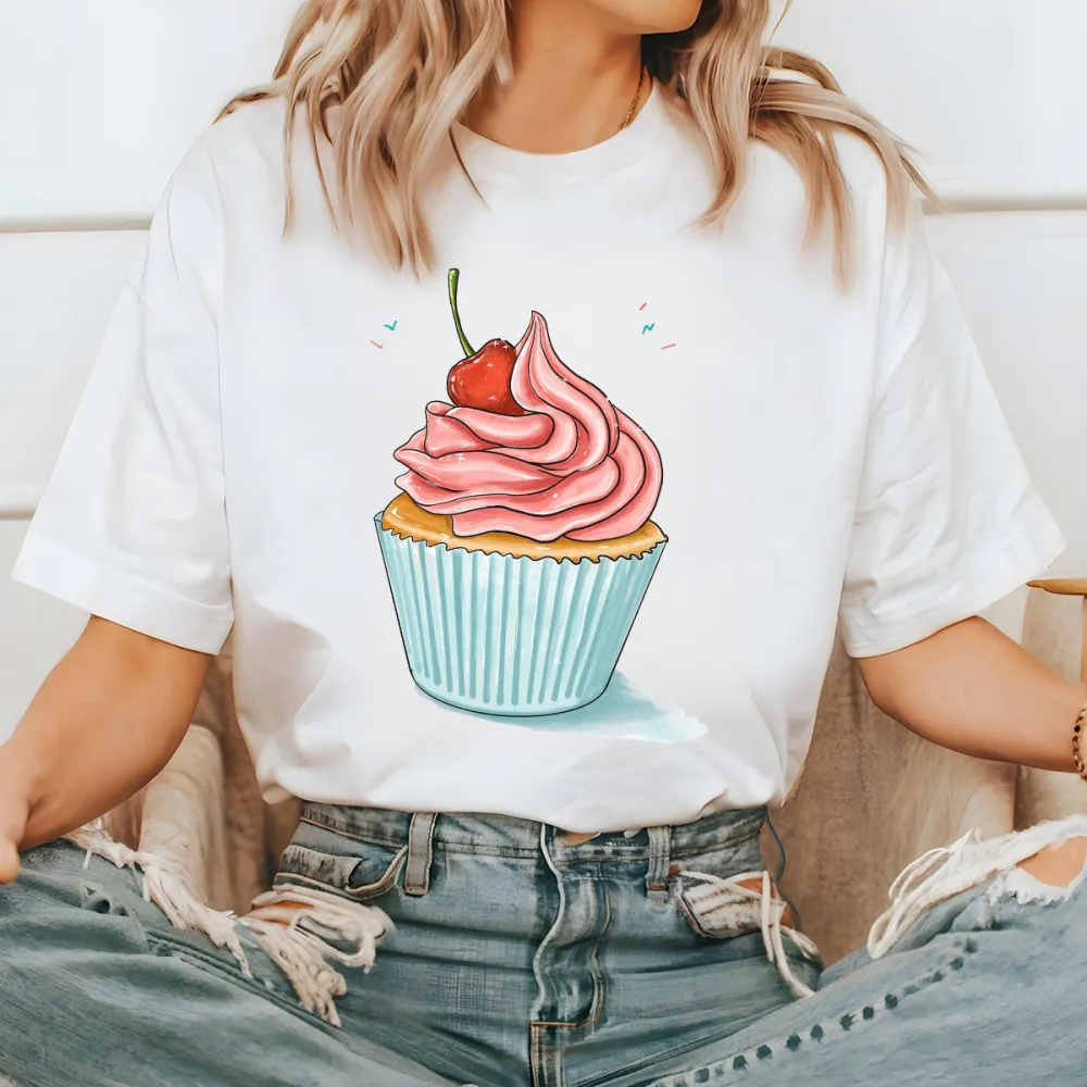 Hand Drawn Cupcake Graphic Casual T-Shirt