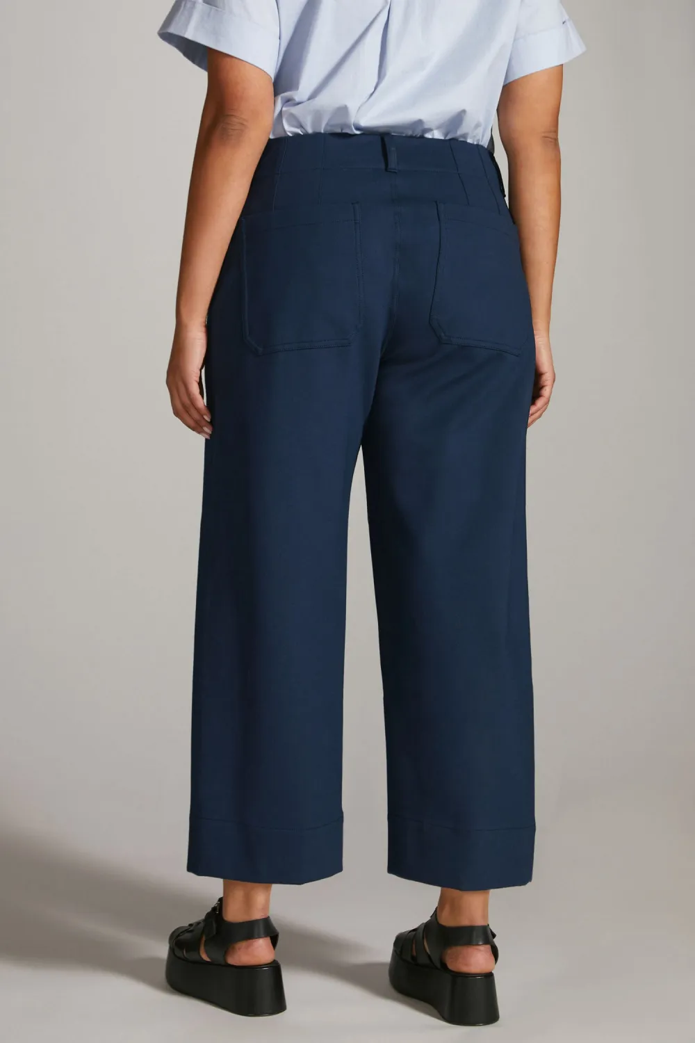 Brushed Knit Edition Cropped Wide-Leg Pants