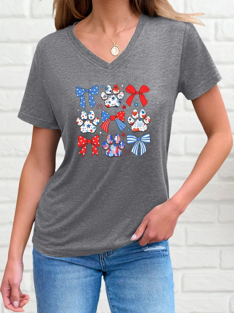 Woman'S Independence Day Puppy Paw Print Bow Tie T-Shirt With V-Neck Short Sleeve