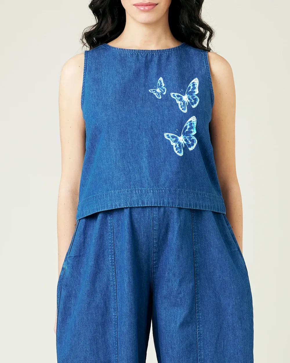 MID WASH DENIM CHAMBRAY TOP