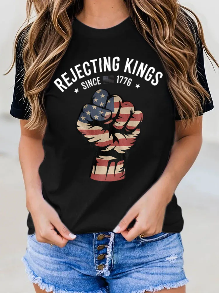 Rejecting Kings Since 1776 Print Round-Neck Short-Sleeved T-Shirt