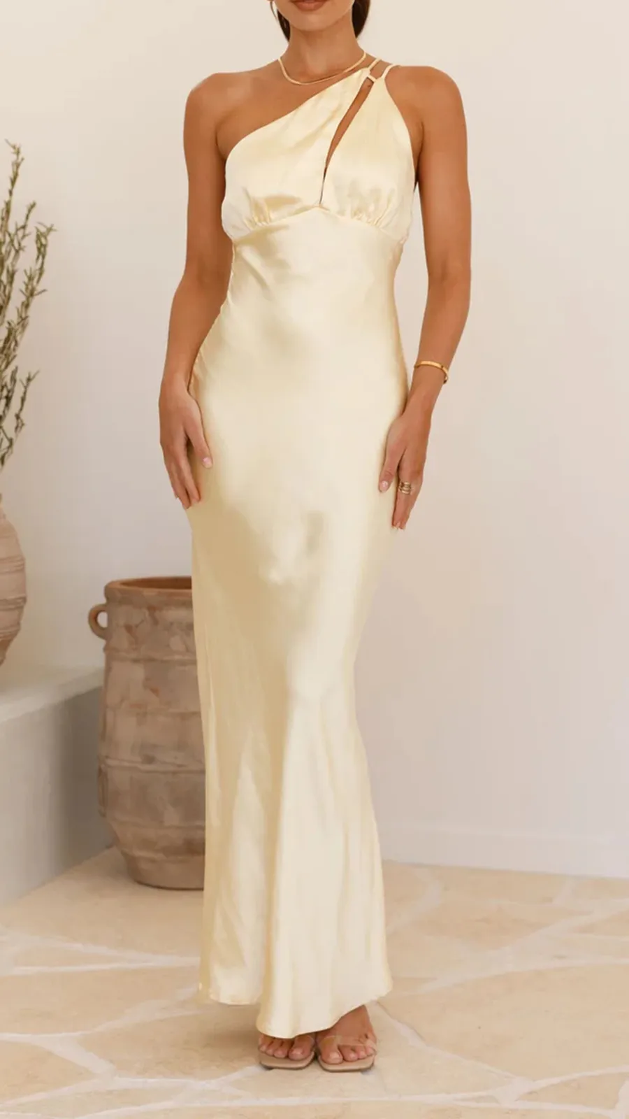 One Shoulder DesignMaxi Dress