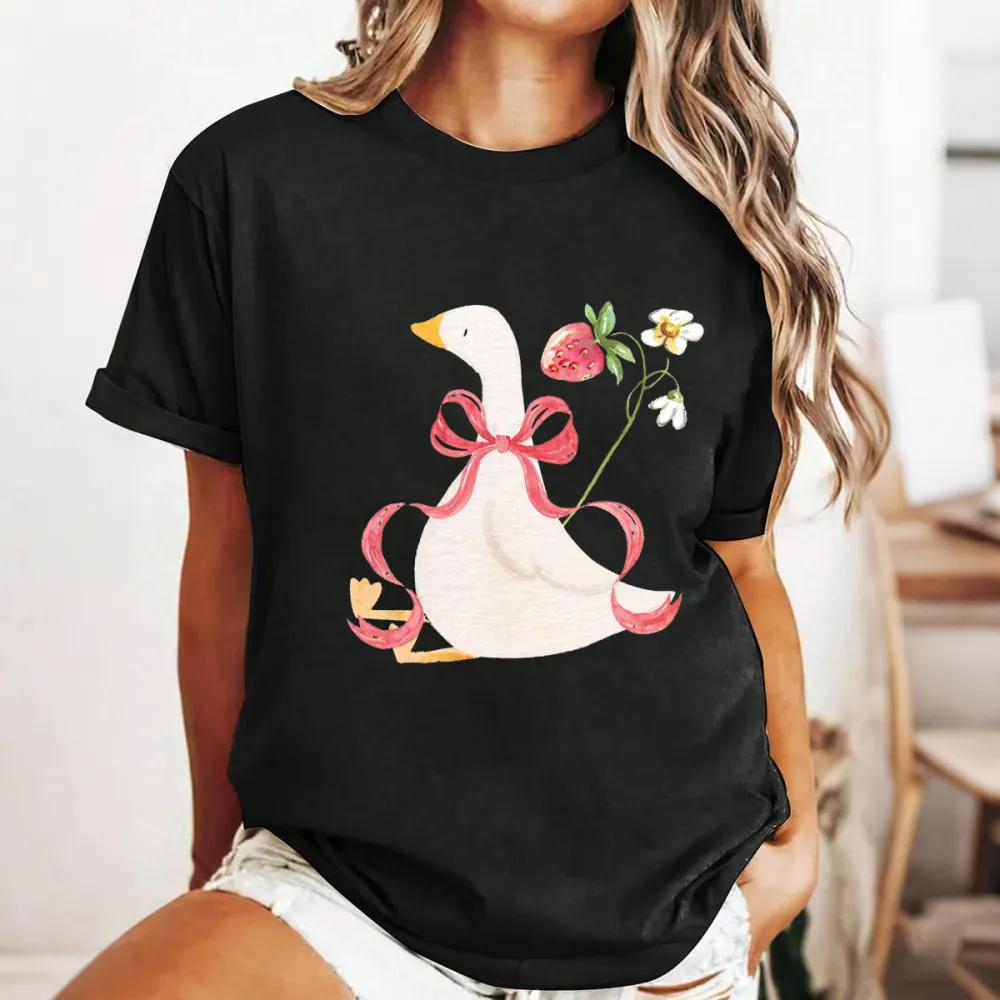 Casual T-Shirt Wwith Cartoon White Goose Pattern