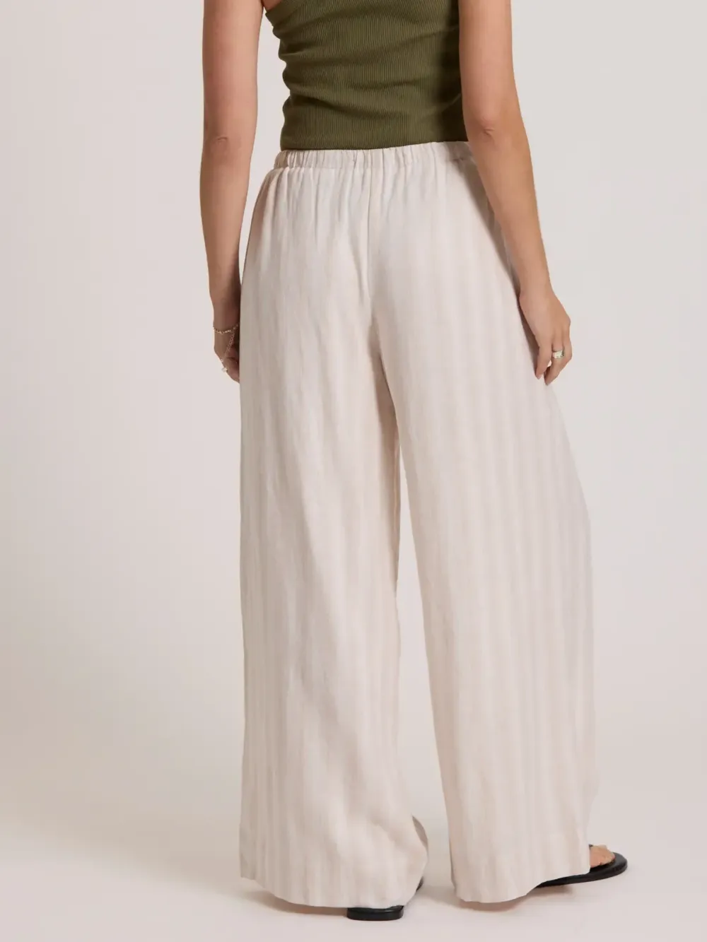 Elementary Pocket Detail Pant