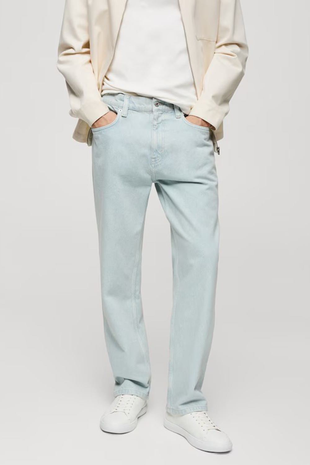 Relaxed-Fit Washed-Effect Jeans