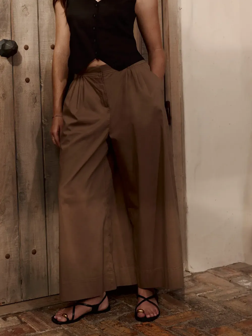 Pleat Detail Trouser