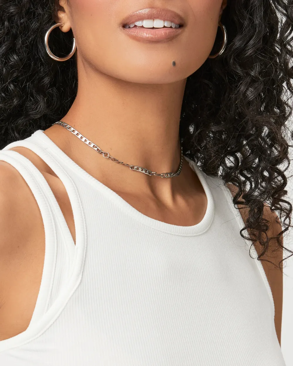 White Basic Sleeveless Tank Top