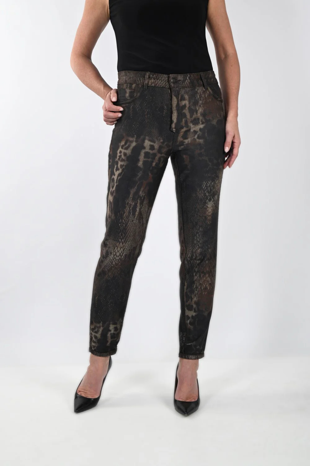 Distressed Black Denim Skinny Jeans