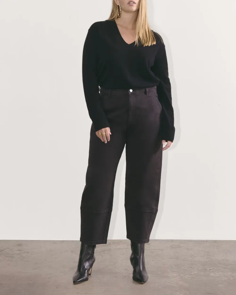 Solid Color Wide-Leg Pant