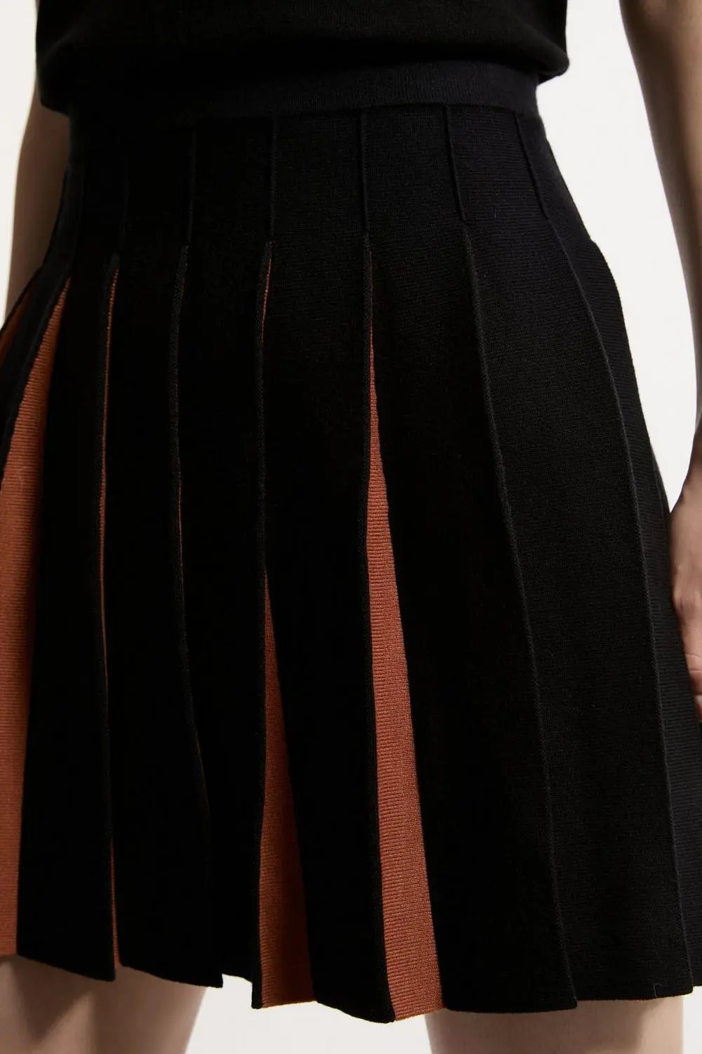 Pleated Wool Look Contrast Knit Mini Skirt