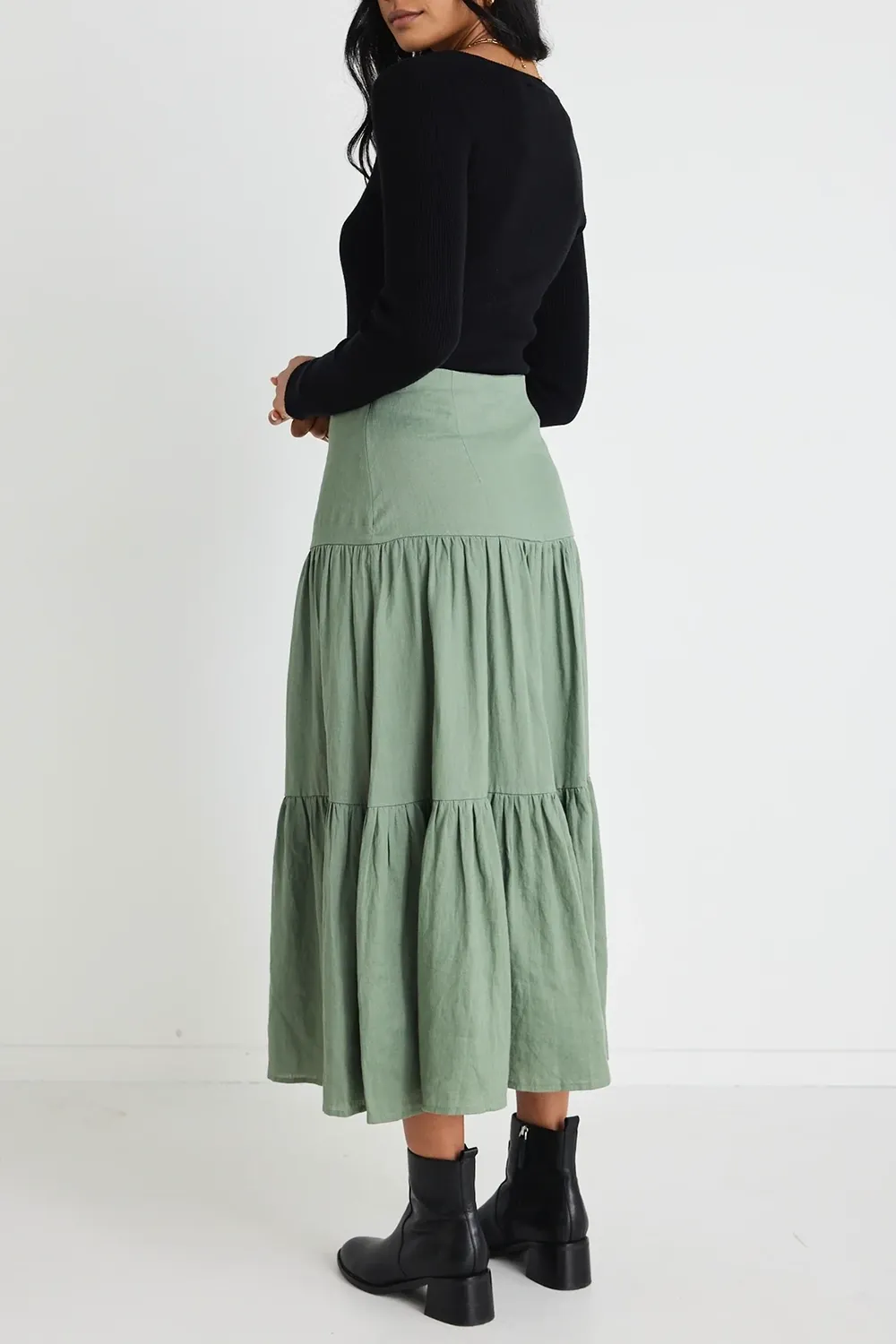 Waist-length Skirt