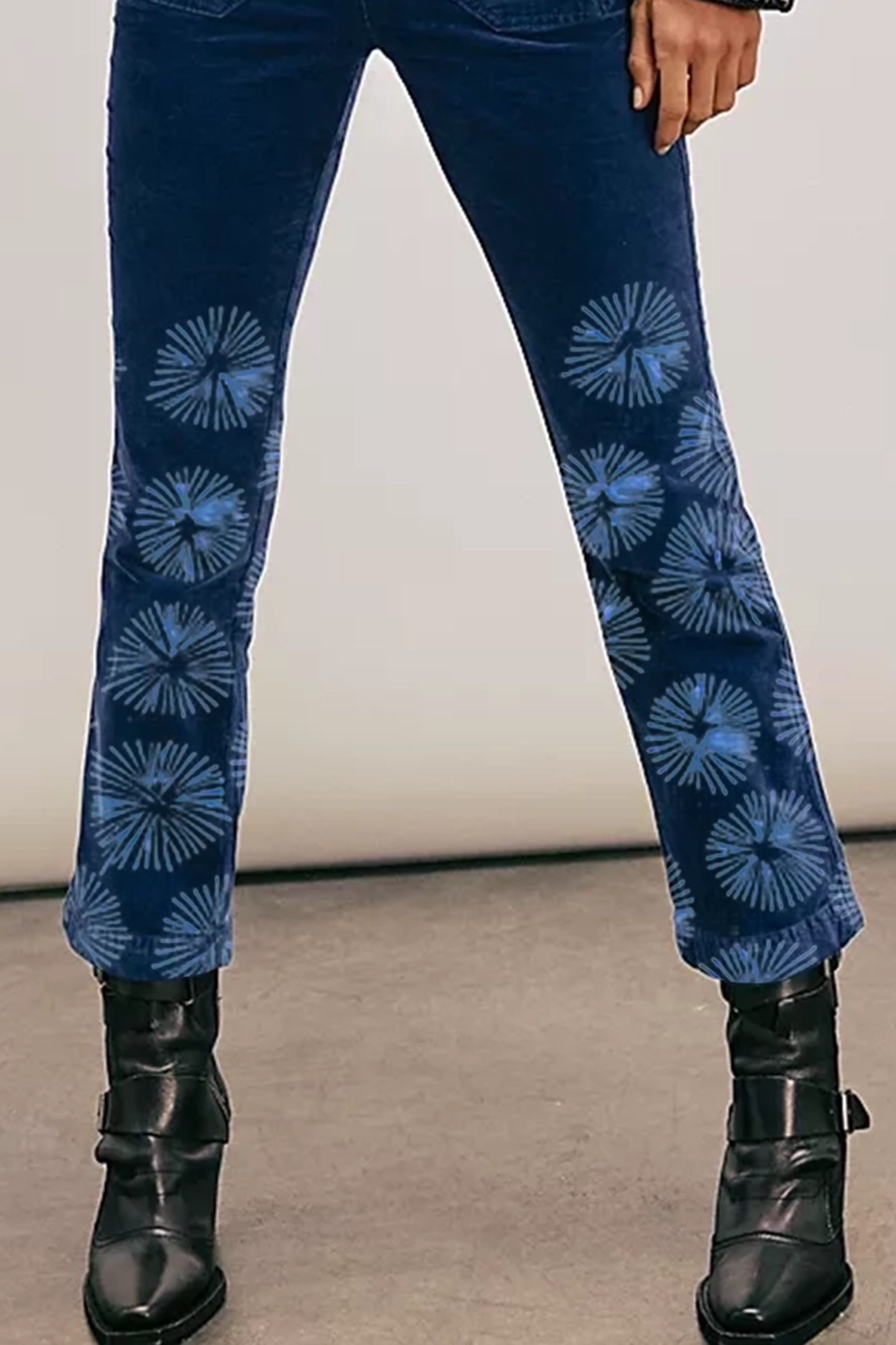 Mid Rise Straight Jeans