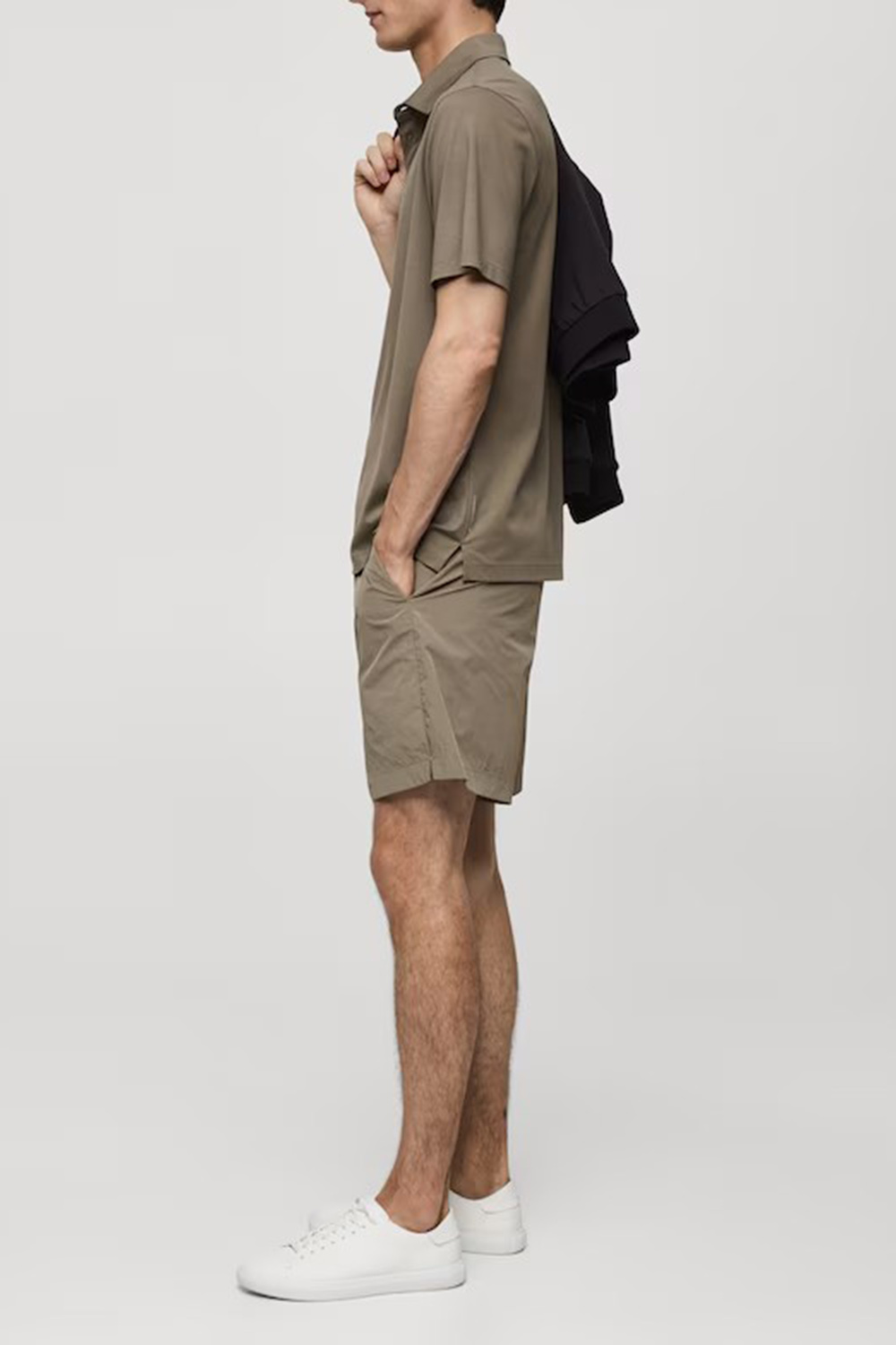 Water-Repellent Shorts With Drawstring